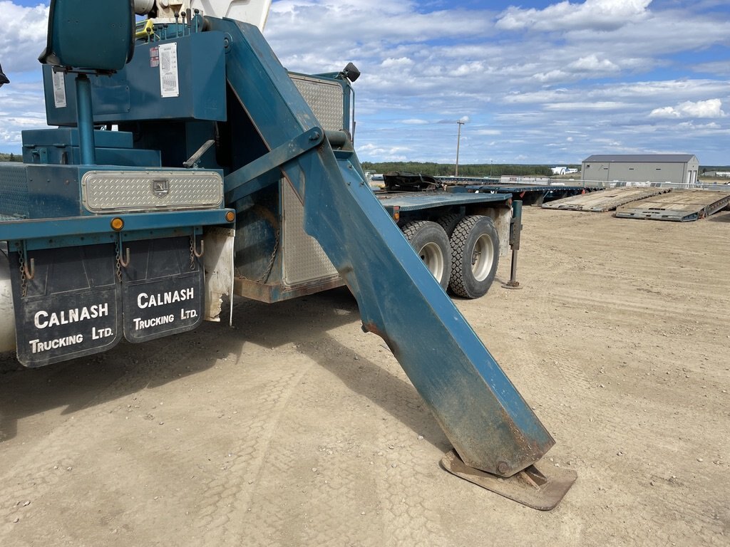 2006 Kenworth T800B 8x4 Weldco HL30TC70 Picker Boom Truck