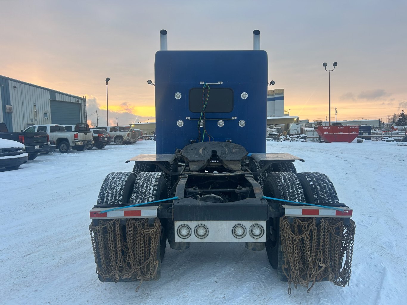 2009 Peterbilt 389 Tandem Truck w/ Fluid pump