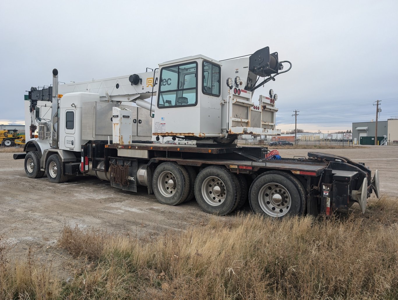 2013 Kenworth T800 Tandem/Tri drive Altec 40 127 Boom Truck