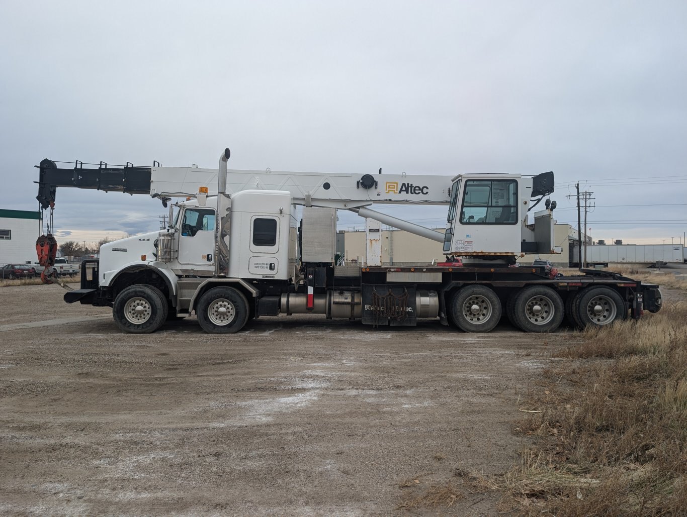 2013 Kenworth T800 Tandem/Tri drive Altec 40 127 Boom Truck