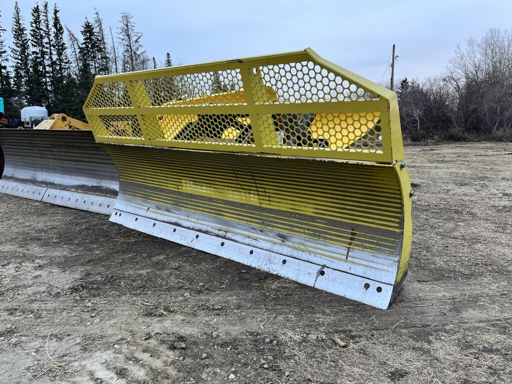 Degelman Dozer Blade & Capital I Hydraulic Motor Grader Lift Group