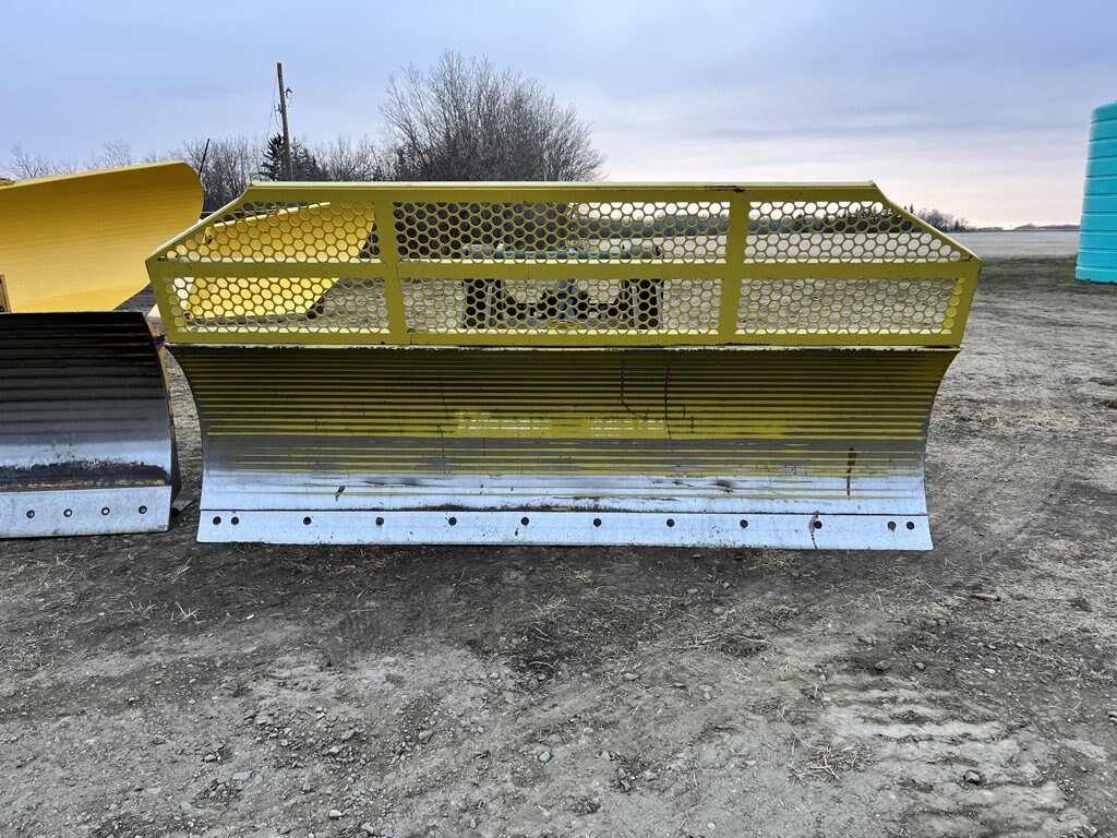 Degelman Dozer Blade & Capital I Hydraulic Motor Grader Lift Group