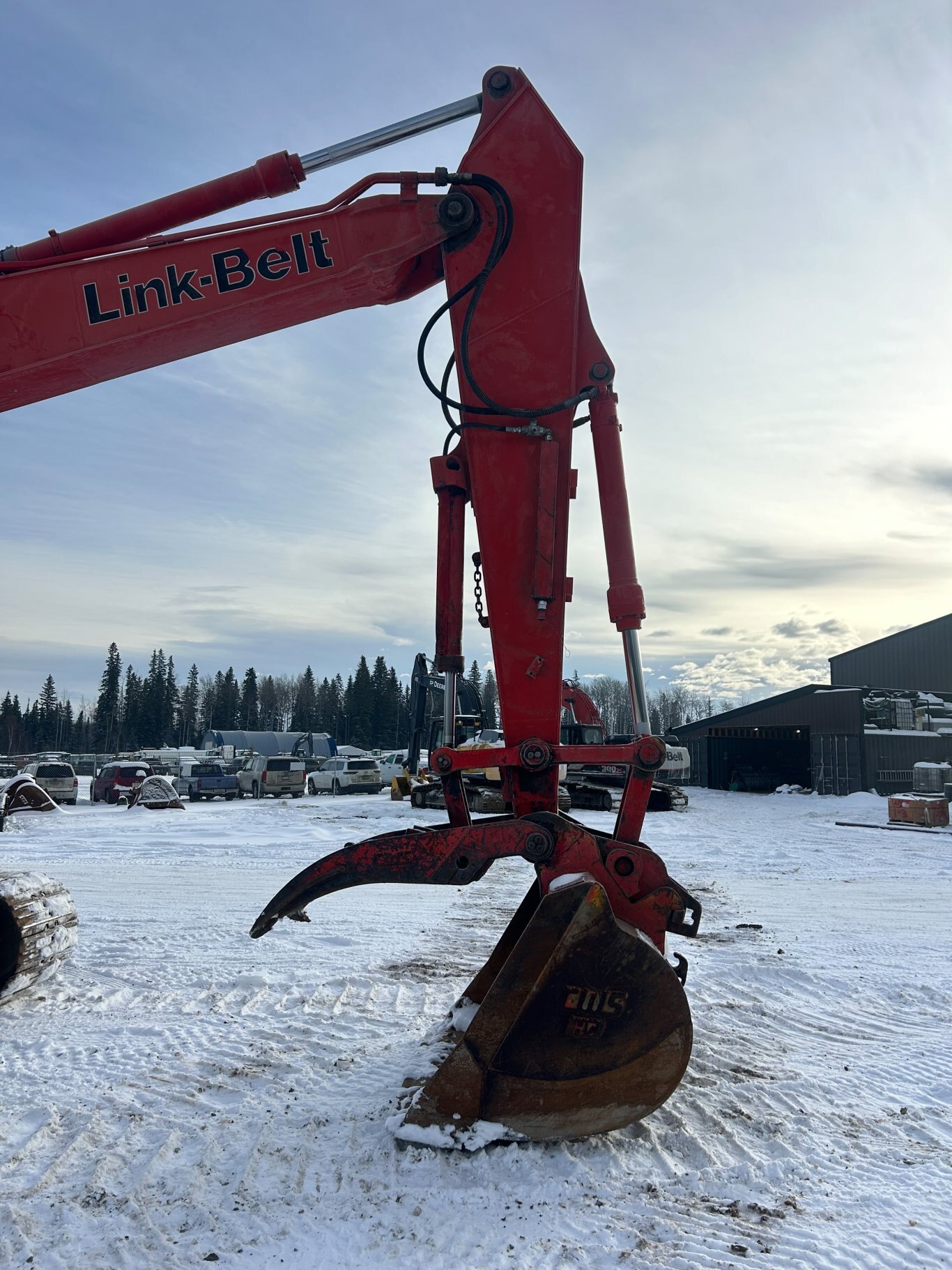 2013 Link Belt 300x3 Excavator w/ Thumb