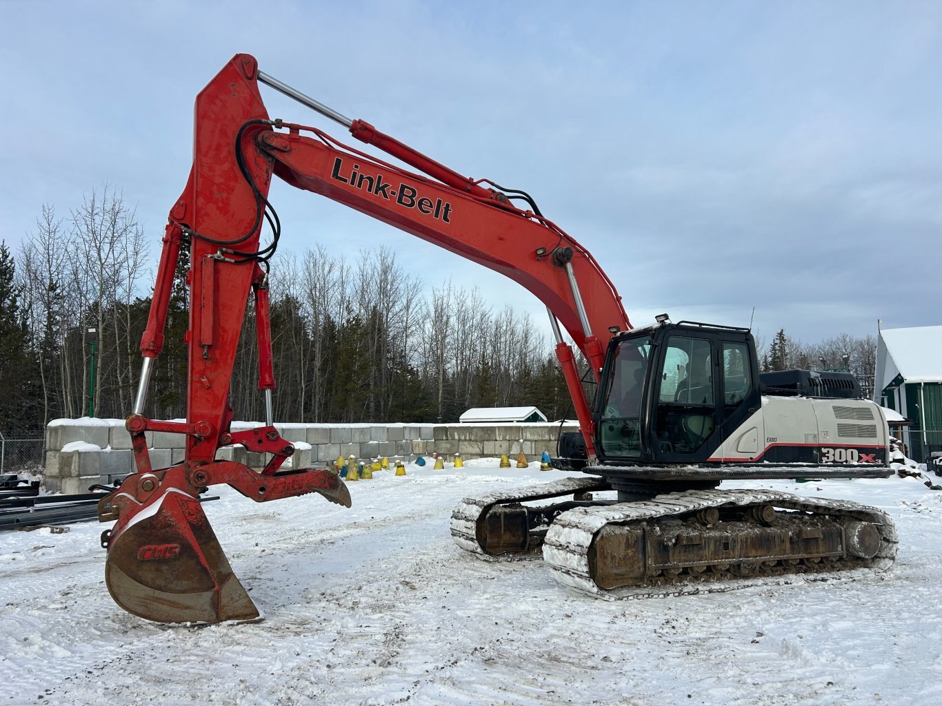 2012 Link-Belt 300x3 Excavator w/ Thumb