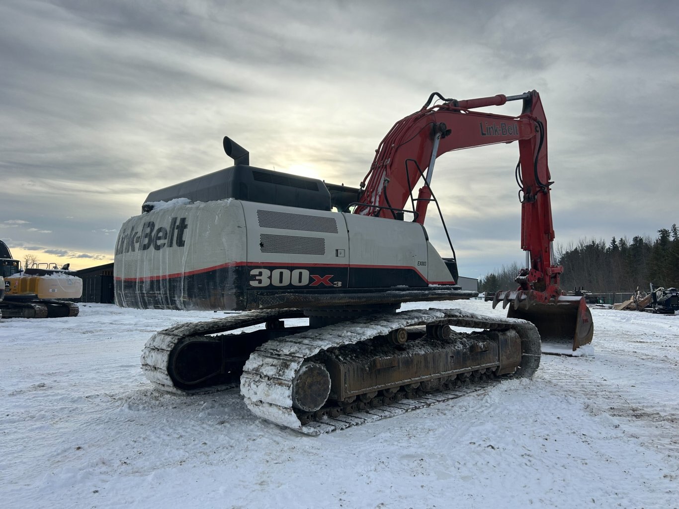 2012 Link Belt 300x3 Excavator w/ Thumb