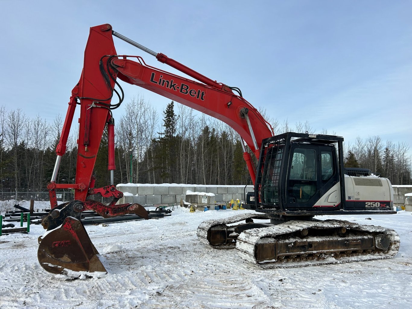 2012 Link-Belt 250x3 Excavator w/ Thumb