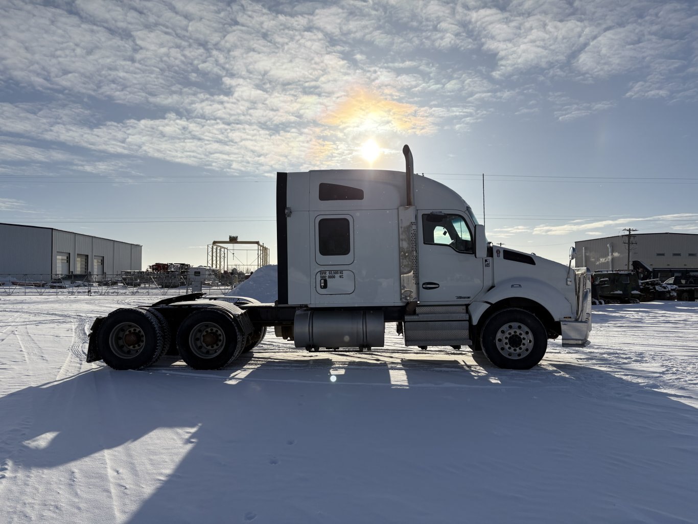 2018 Kenworth T880 6x4 Truck tractor