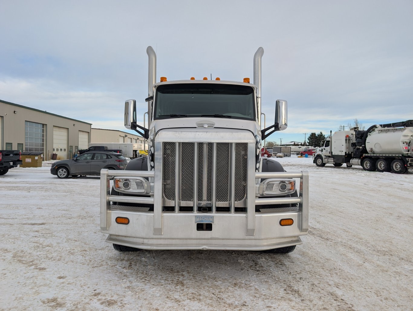 2019 Peterbilt 567 8x6 Rebel Combo Vac Truck