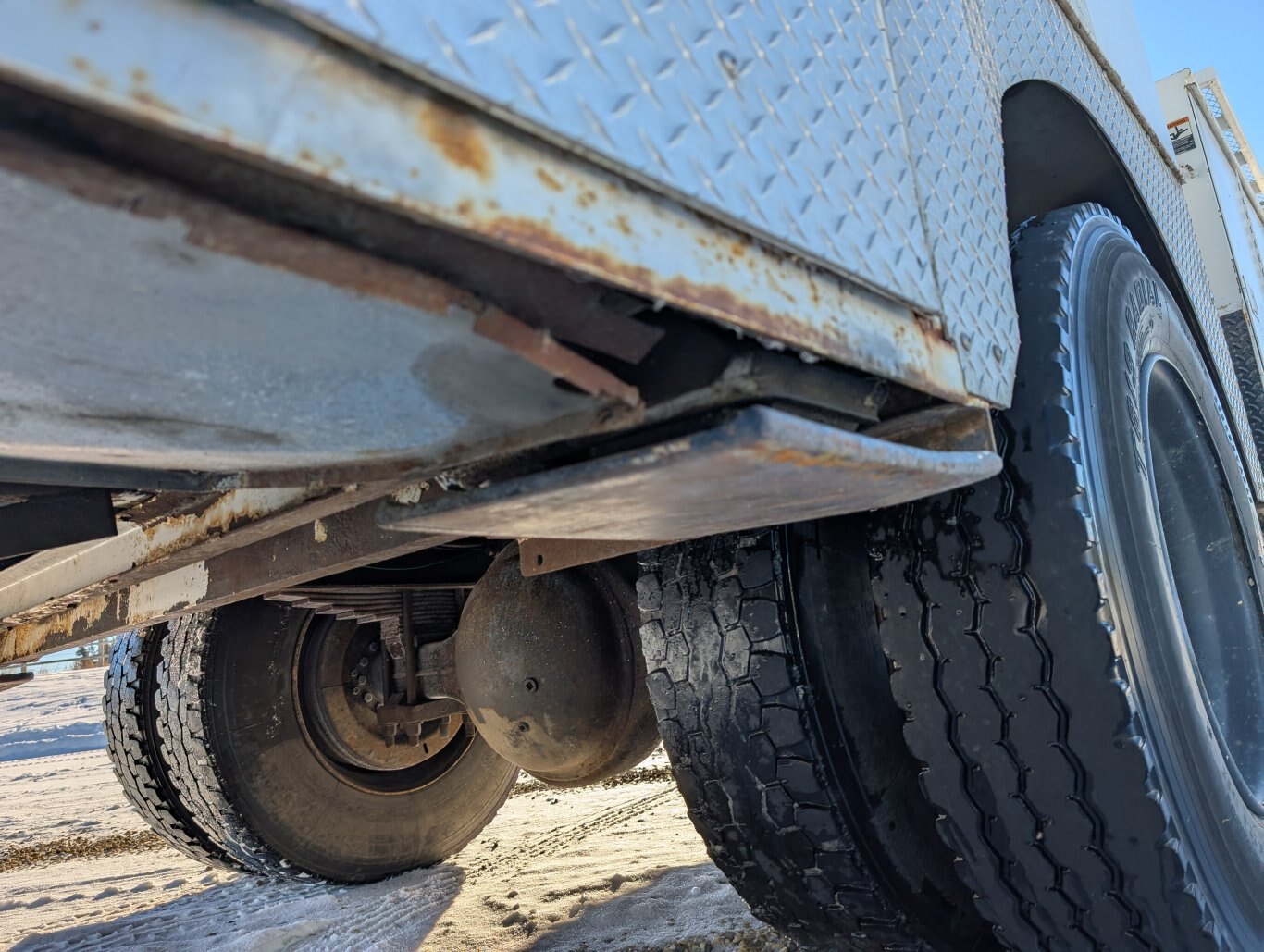 2001 International S/A Bucket Truck