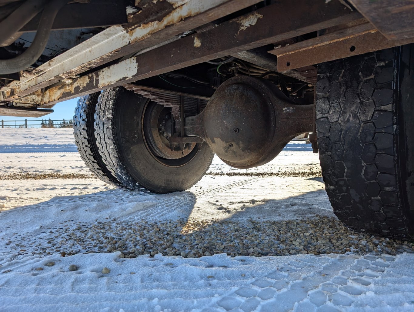 2001 International S/A Bucket Truck