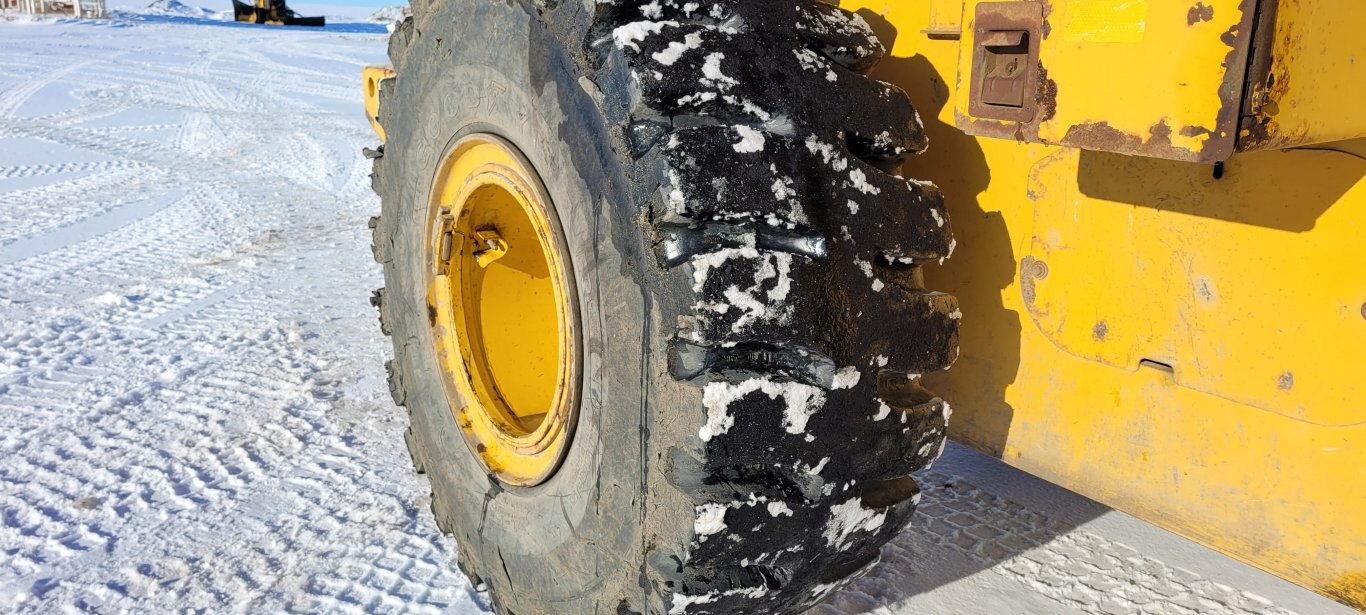 2010 John Deere 644K Wheel Loader