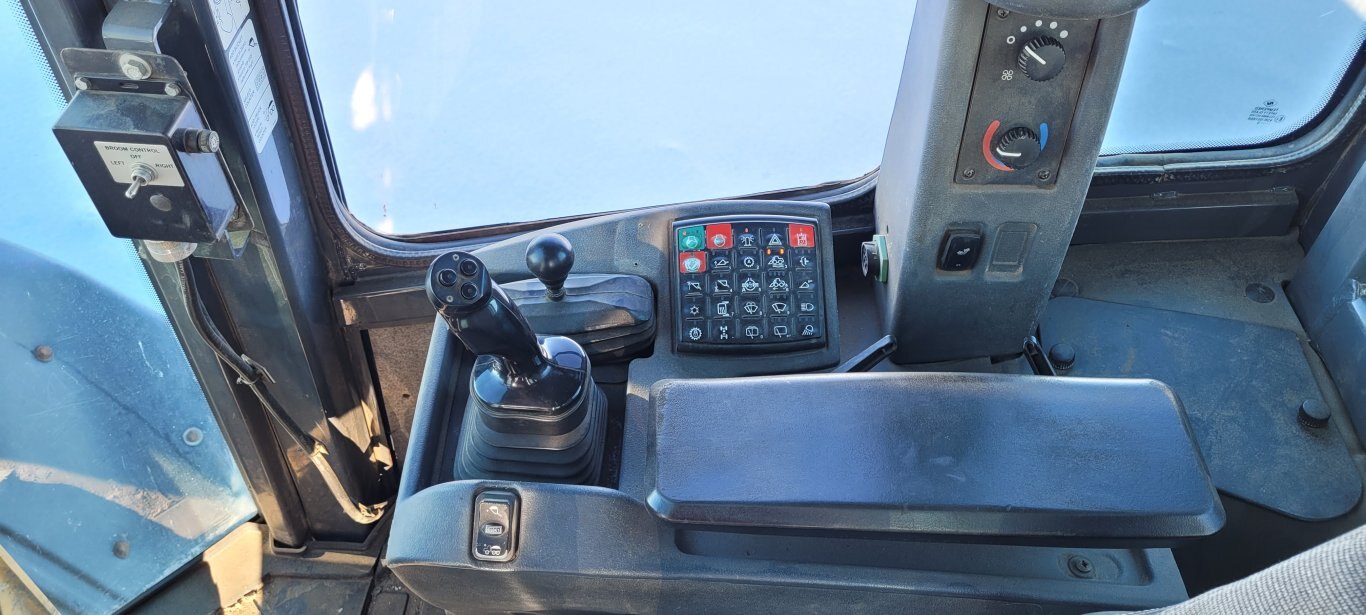 2010 John Deere 644K Wheel Loader