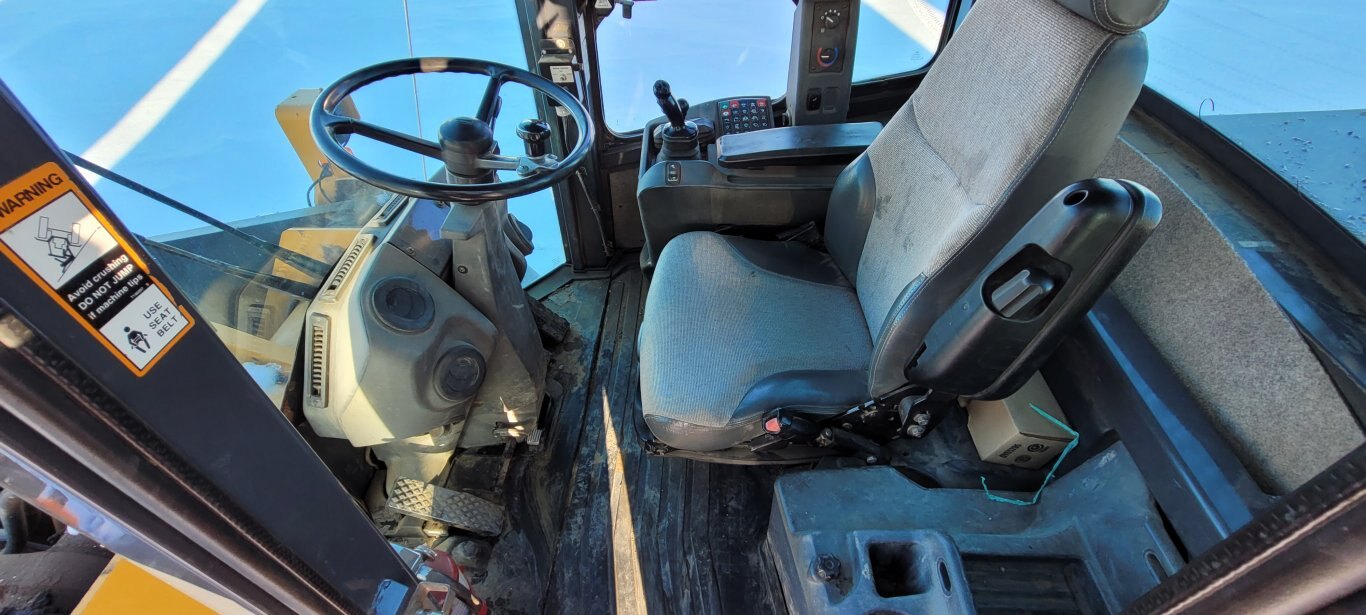 2010 John Deere 644K Wheel Loader