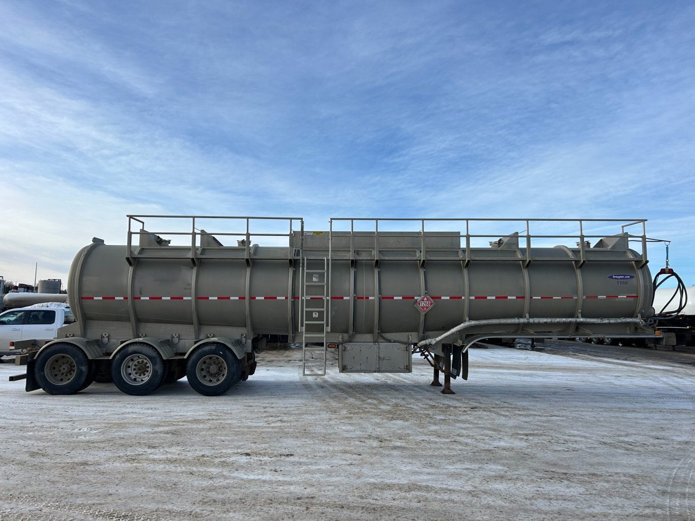 2013 Brenner TC407 42 m3 Stainless Steel Tridem Taker Trailer