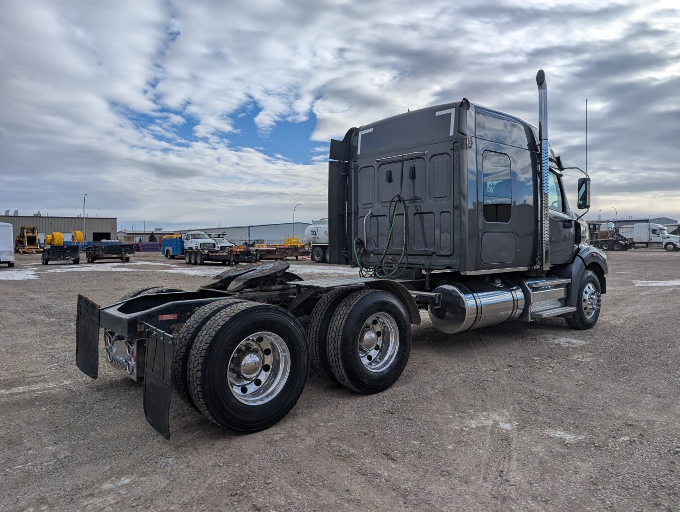 2022 Western Star 49X T/A Sleeper Truck Tractor