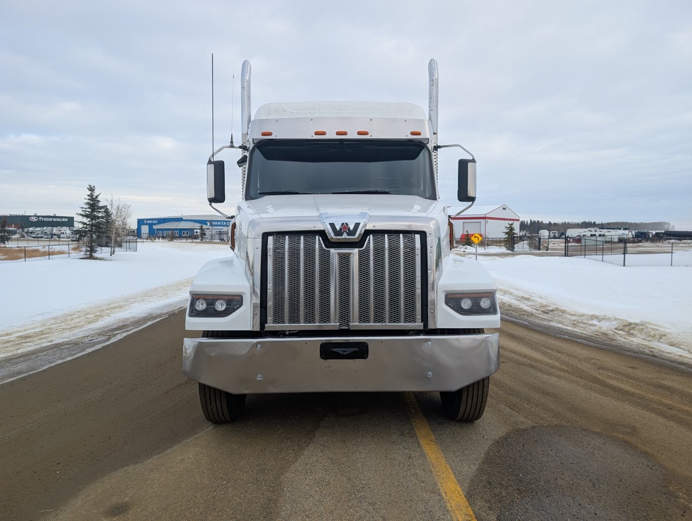 2022 Western Star 49X T/A Sleeper Truck Tractor