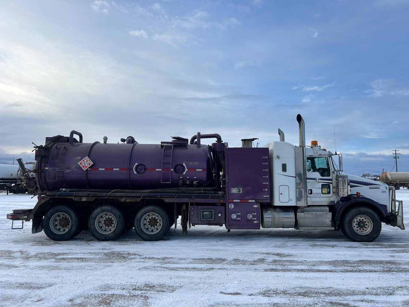 2012 Kenworth T800 Tridrive Combo Vac Truck