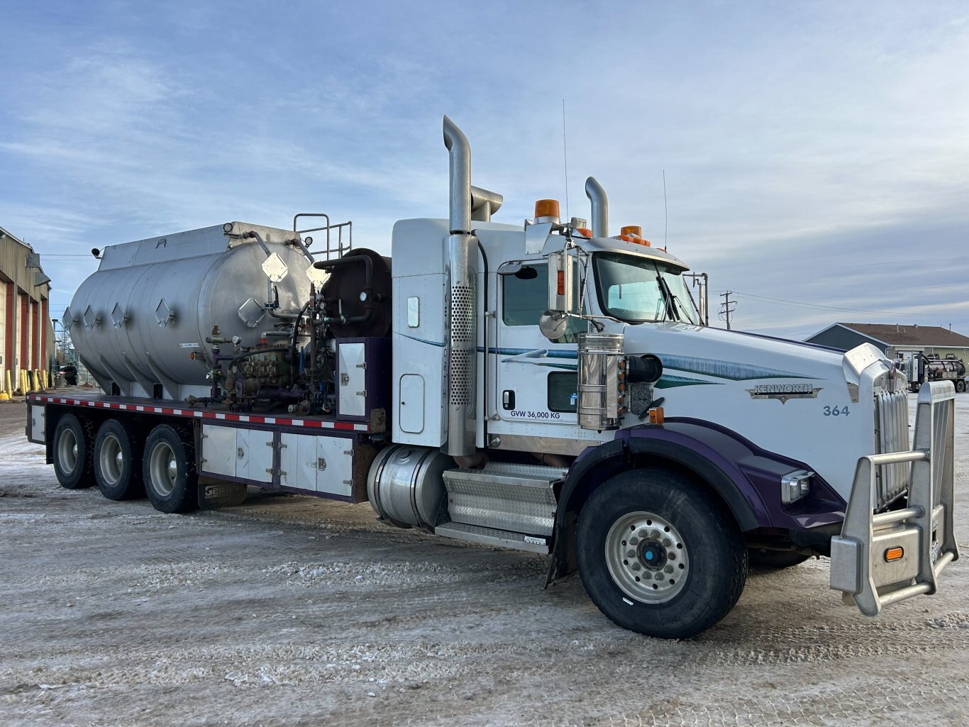 2009 Kenworth T800 Tridrive Hot Oiler truck