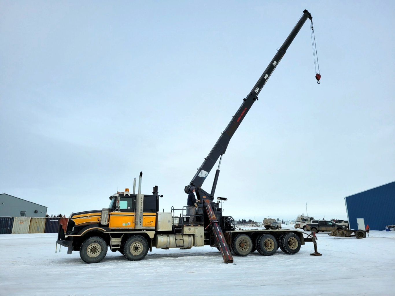 2007 Western Star 4900SA Tridrive Customvac Hydrovac W/ Coded Tank