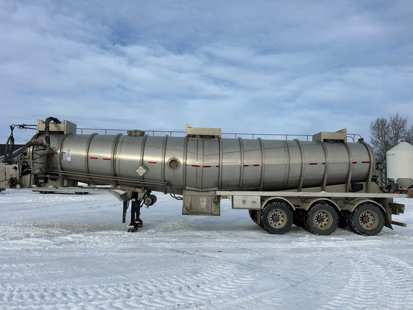 2018 Acro TC 412 Stainless Steel Vac trailer