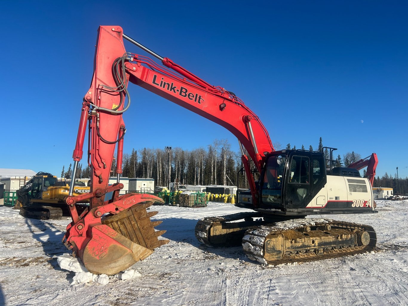 2022 Link-Belt 300x4 Excavator w/ Thumb