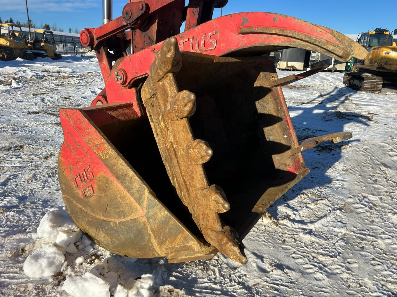 2022 Link Belt 300x4 Excavator w/ Thumb