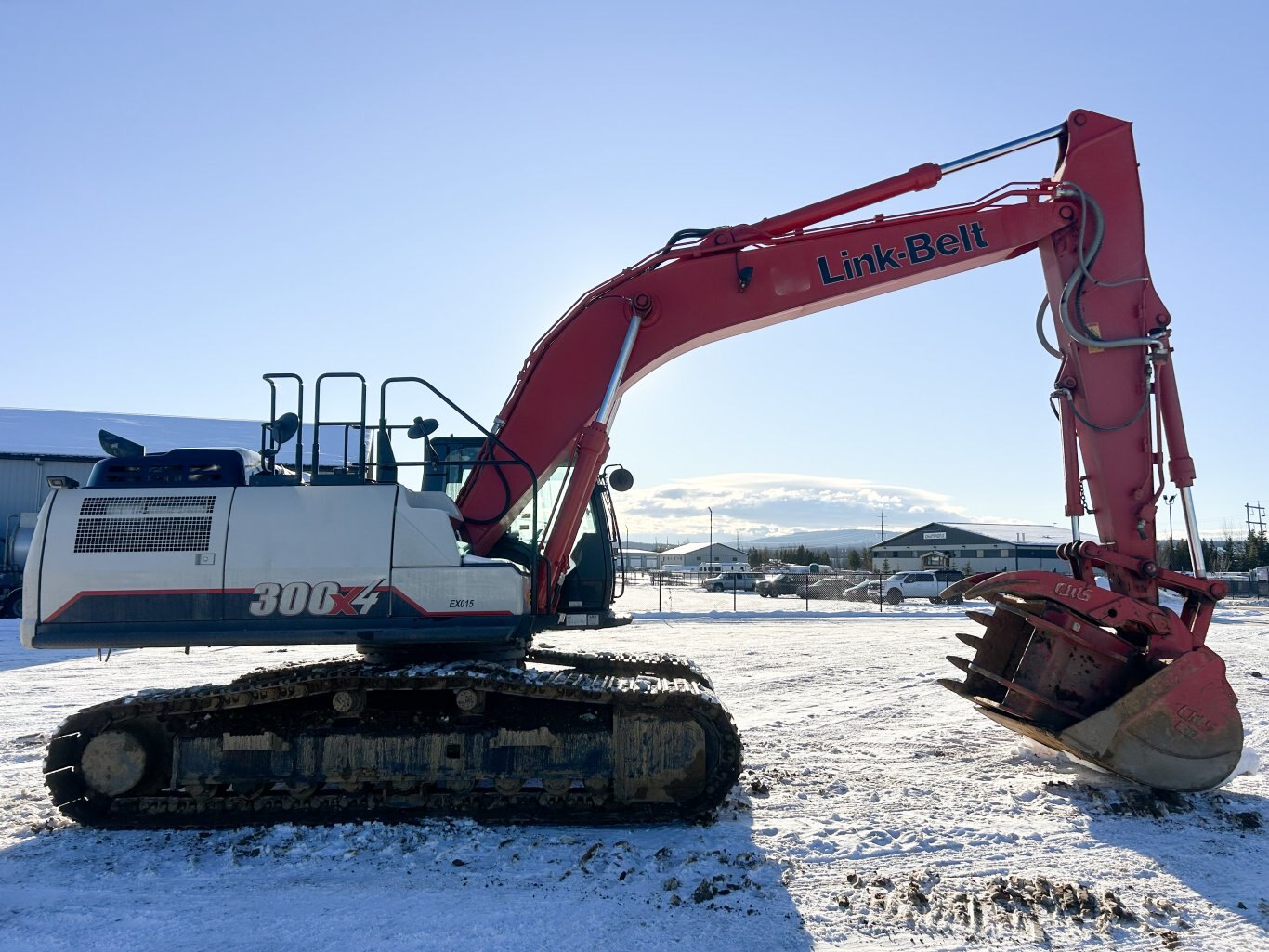 2022 Link Belt 300x4 Excavator w/ Thumb