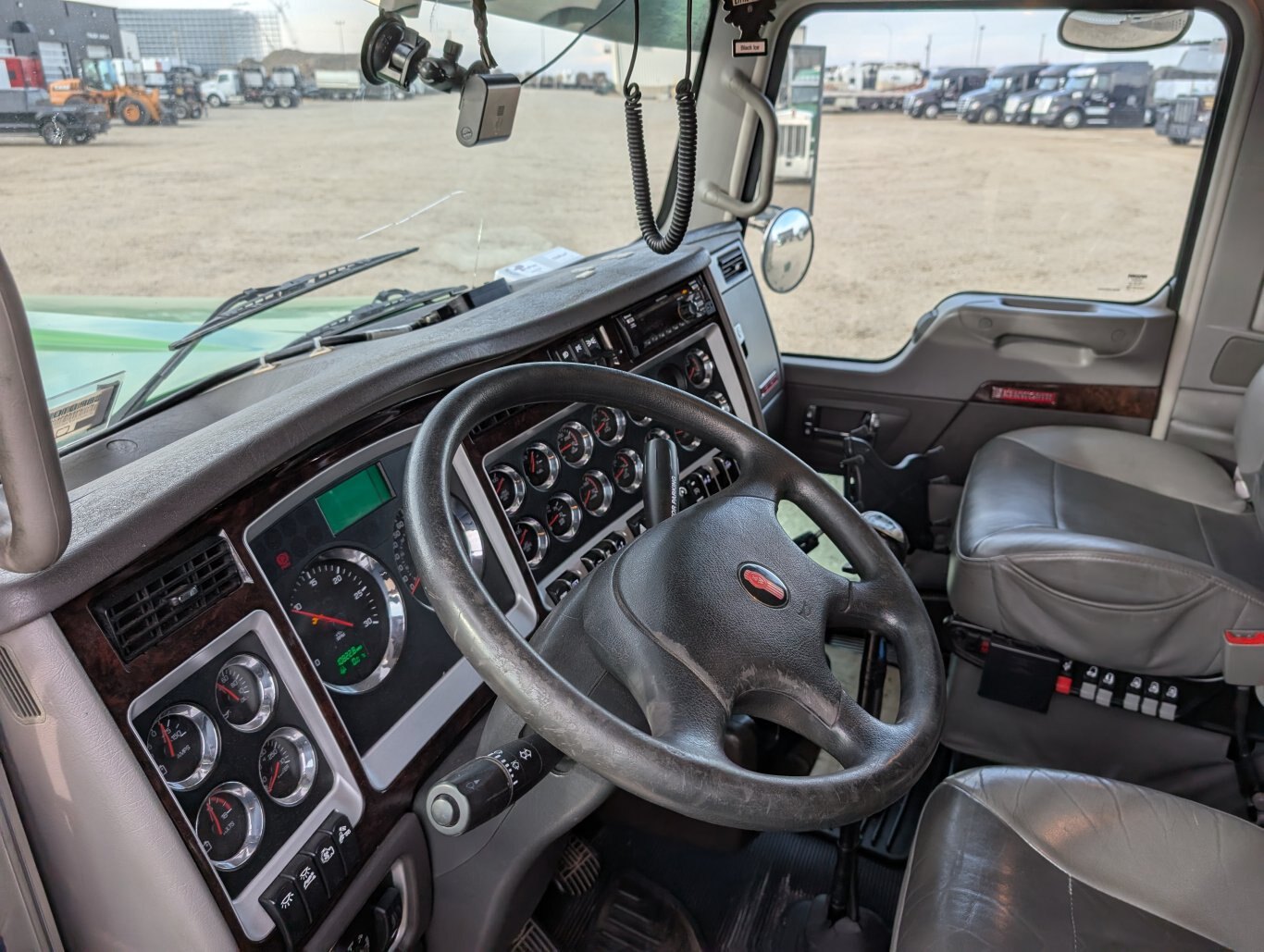 2019 Kenworth W900 Glider T/A Sleeper Truck Tractor