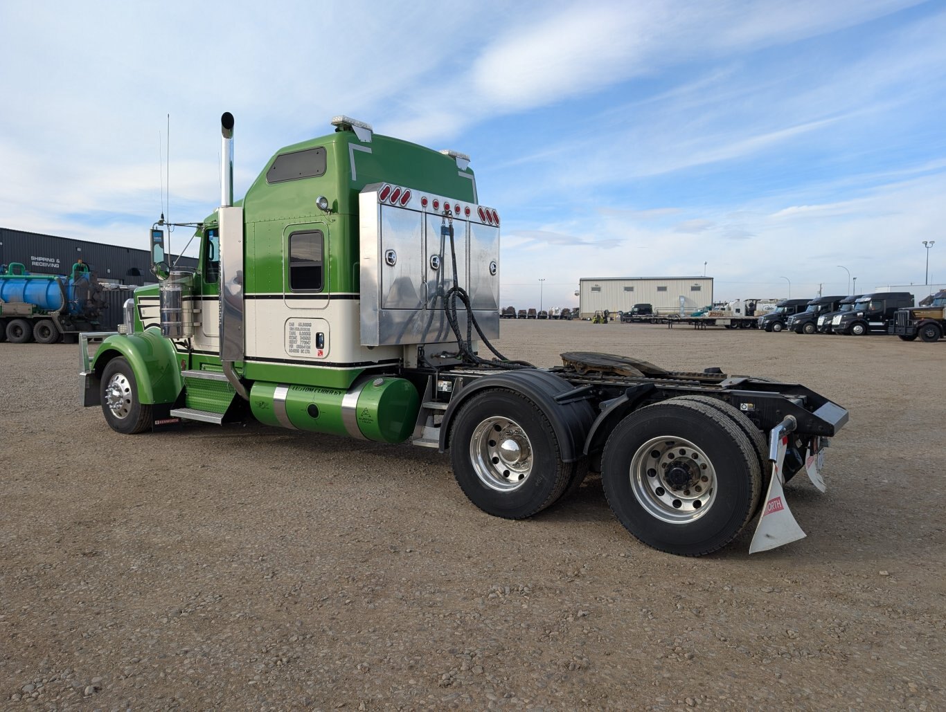 2019 Kenworth W900 Glider T/A Sleeper Truck Tractor