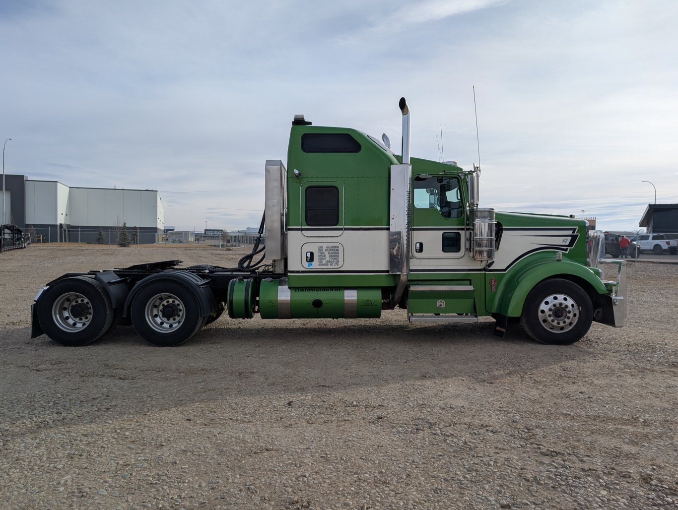 2021 Kenworth W900 Glider T/A Sleeper Truck Tractor