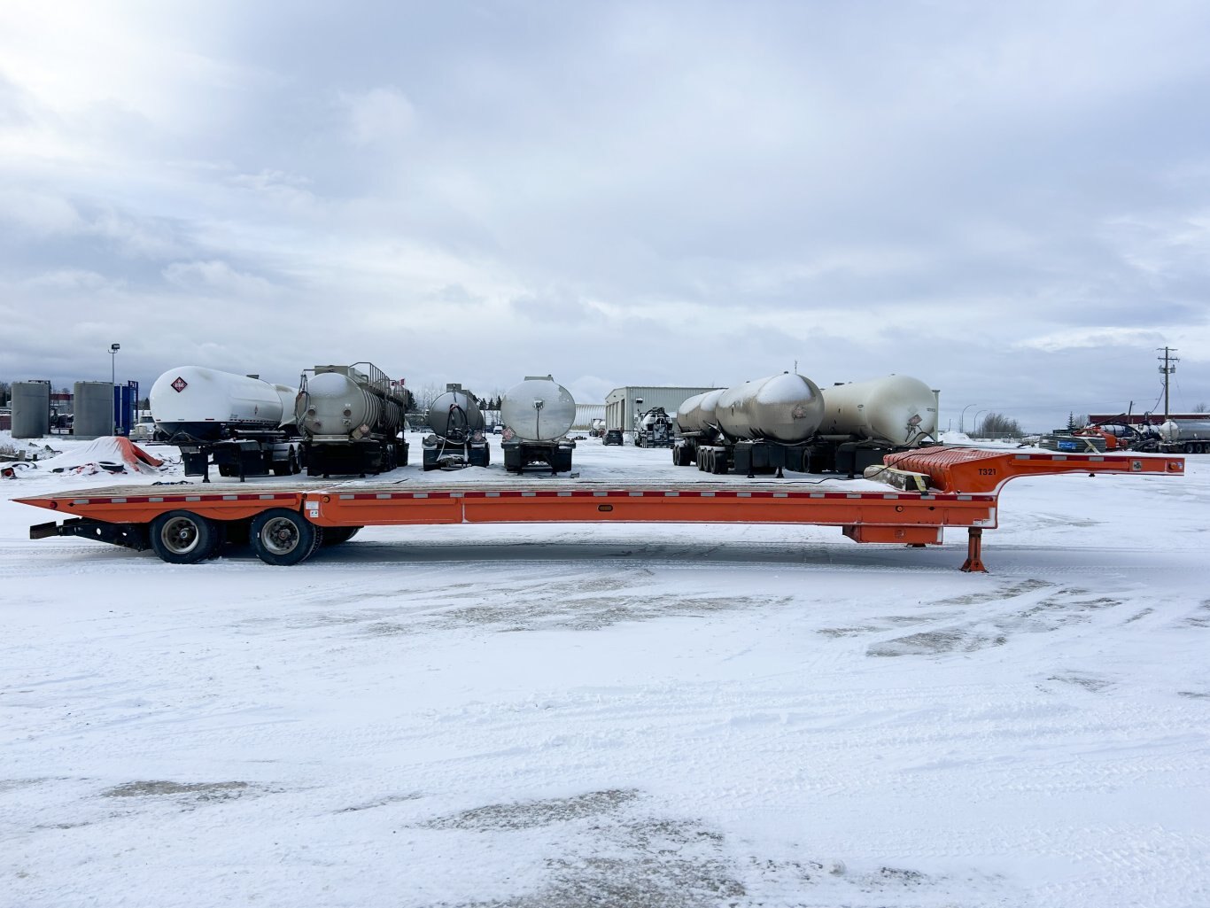 2006 Landoll 48' Hydraulic Beaver tail trailer