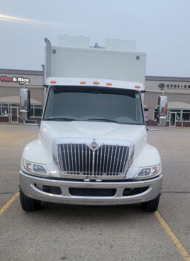 2012 International 4300 Data Command Van