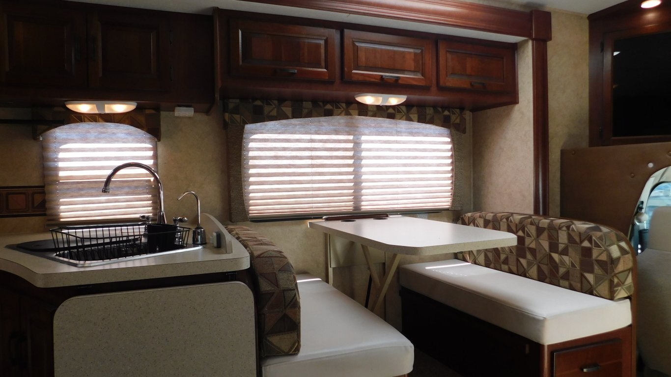 2013 Forest River Sunseeker 3050s