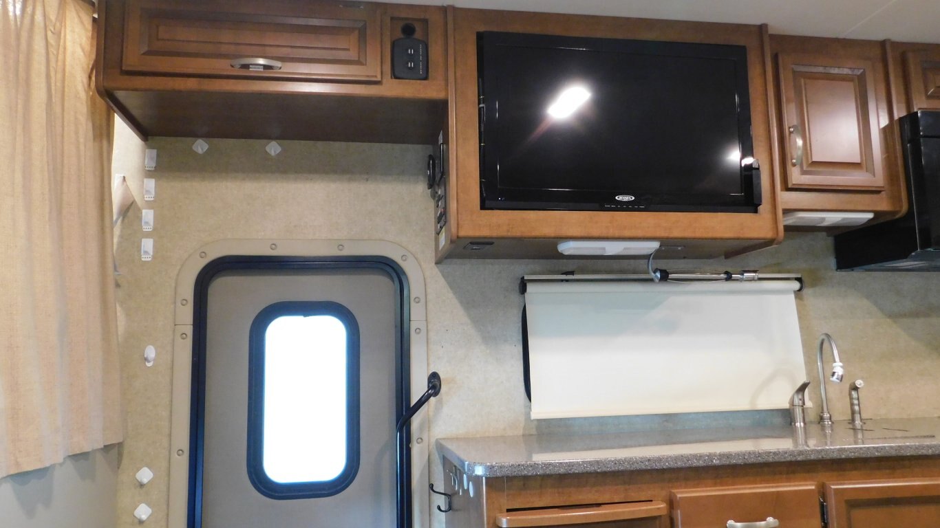 2014 Thor Motor Coach Four Winds Super C 35 SK