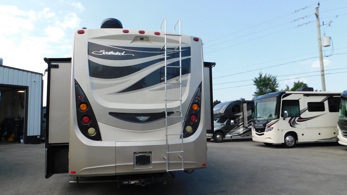 2011 Fleetwood Southwind 36D