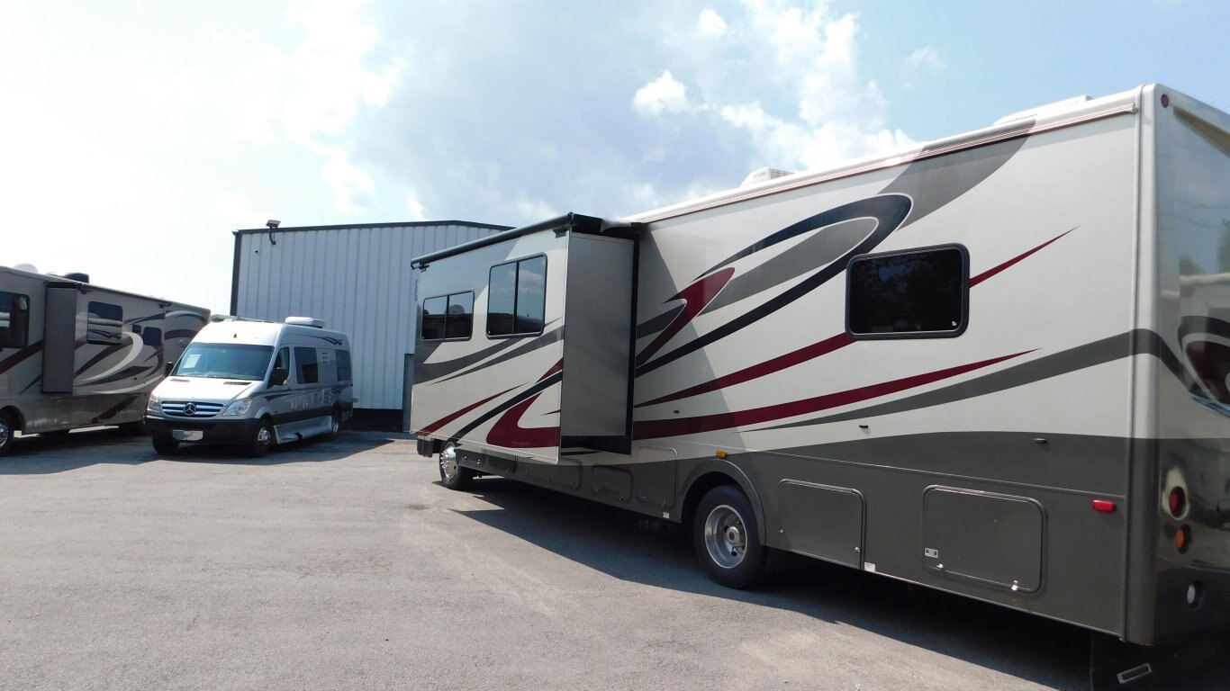 2011 Coachmen Mirada 32DS