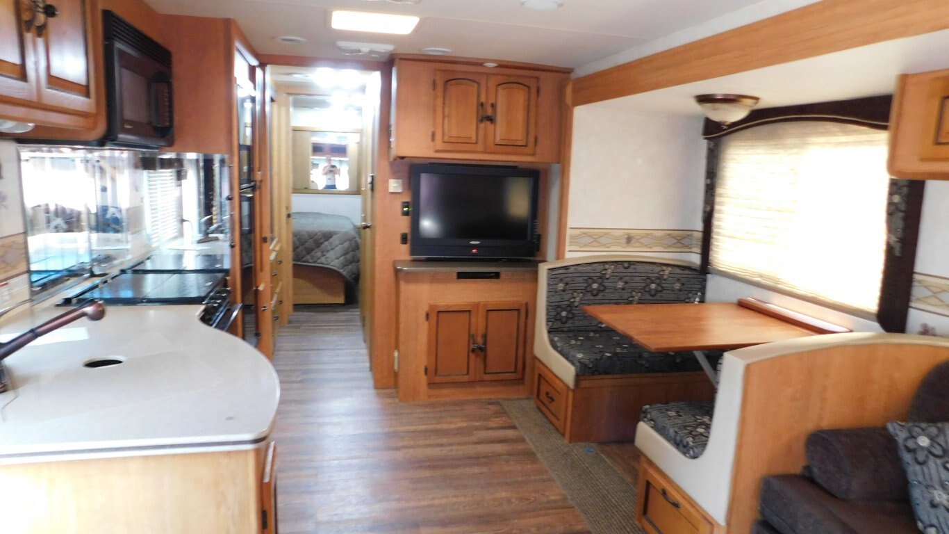 2011 Coachmen Mirada 32DS