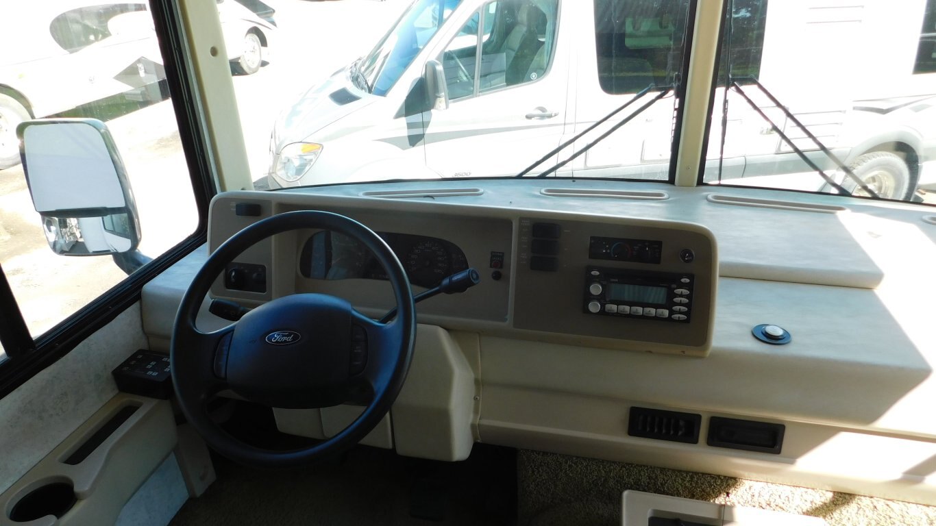 2006 Winnebago Sightseer 29R