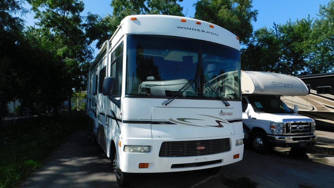 2006 Winnebago Sightseer 29R