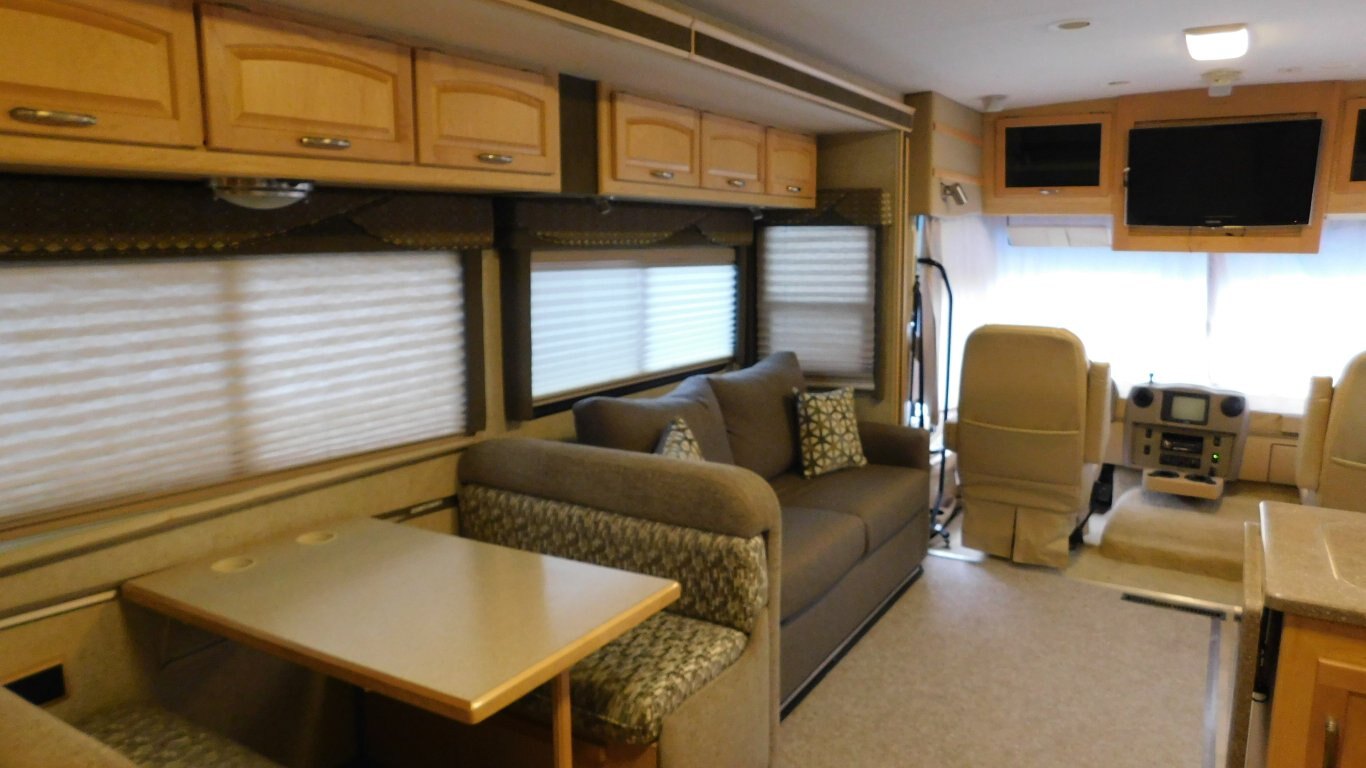 2007 Itasca Sunrise 33V