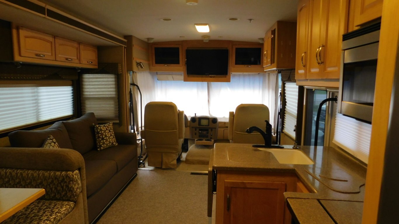 2007 Itasca Sunrise 33V