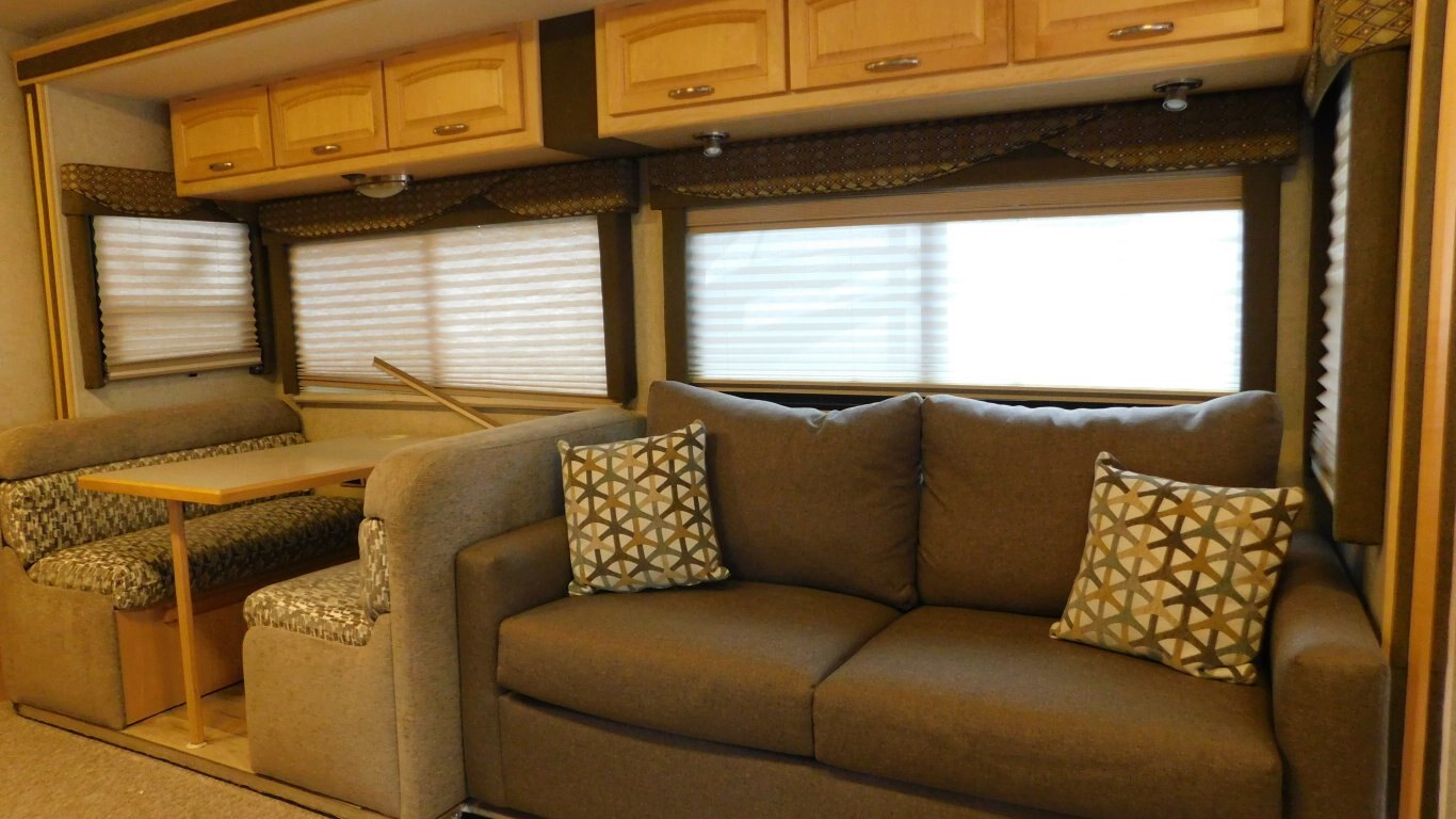 2007 Itasca Sunrise 33V