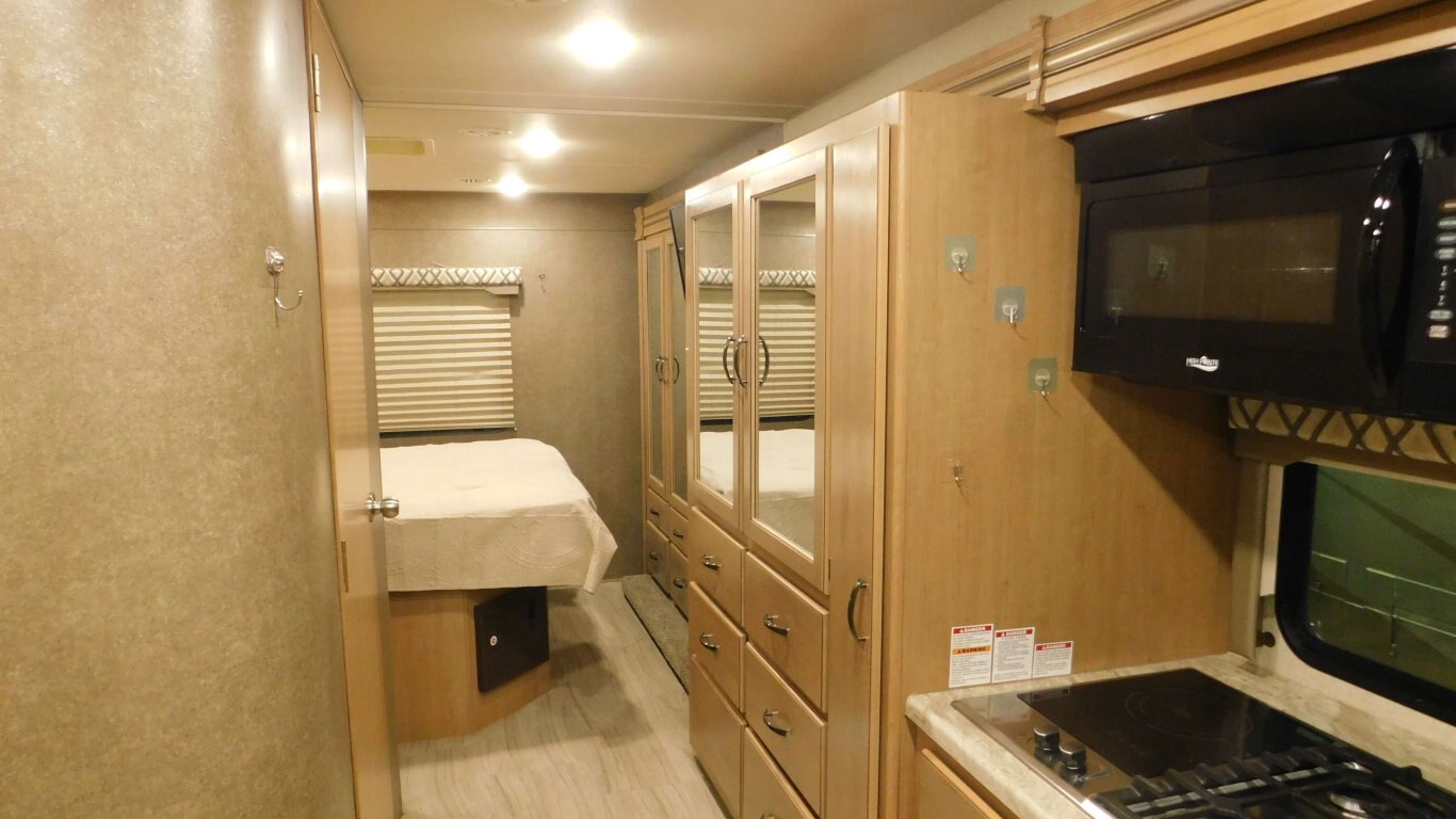 2020 Thor Motor Coach Quantum SE31