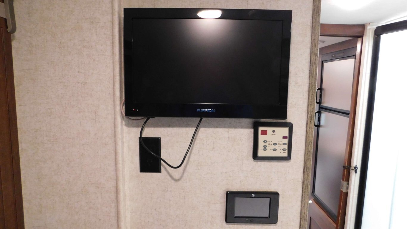 2019 Forest River Forester 2801QS