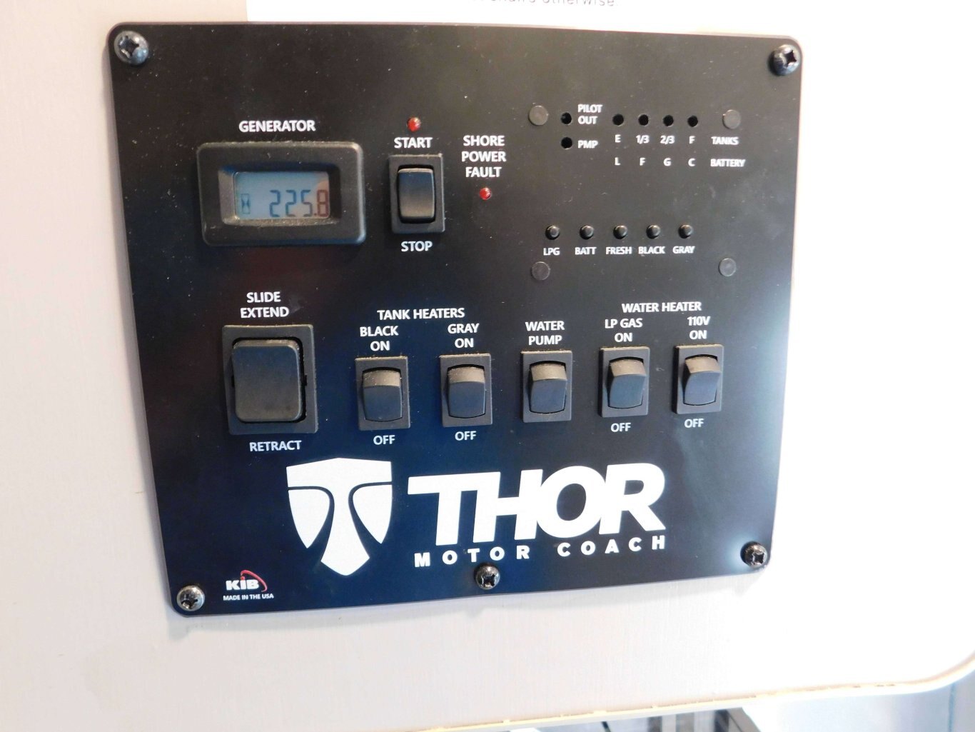 2022 Thor Echelon LC26