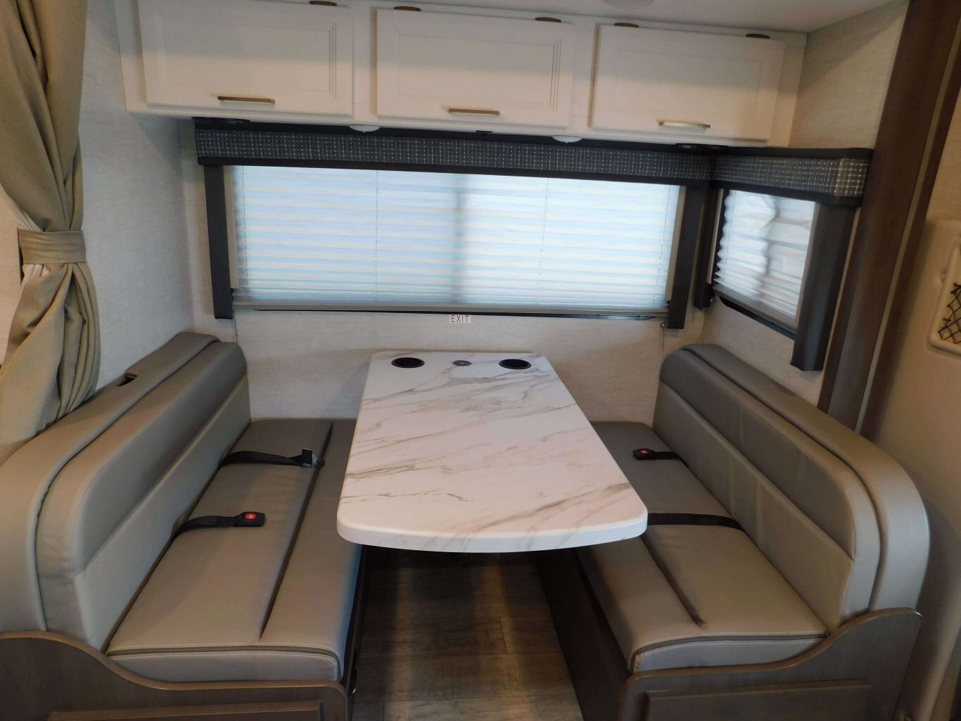 2024 Thor Chateau 25M