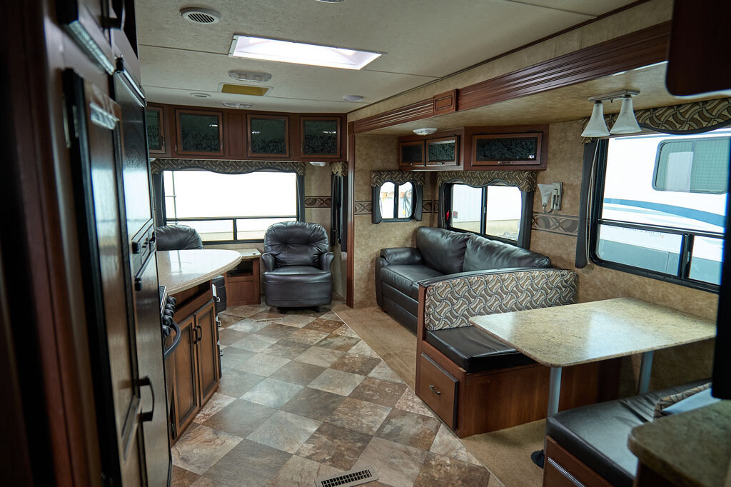 2014 CrossRoads RV Zinger ZT27RL