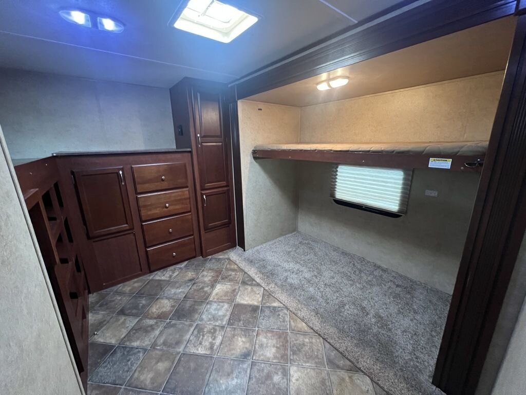 2014 Evergreen RV S300BHSL