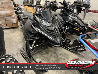 Motoneige 2015 Yamaha SR Viper L-TX DX Noir Modèle Piste Vendu Tel Quel Fiable.