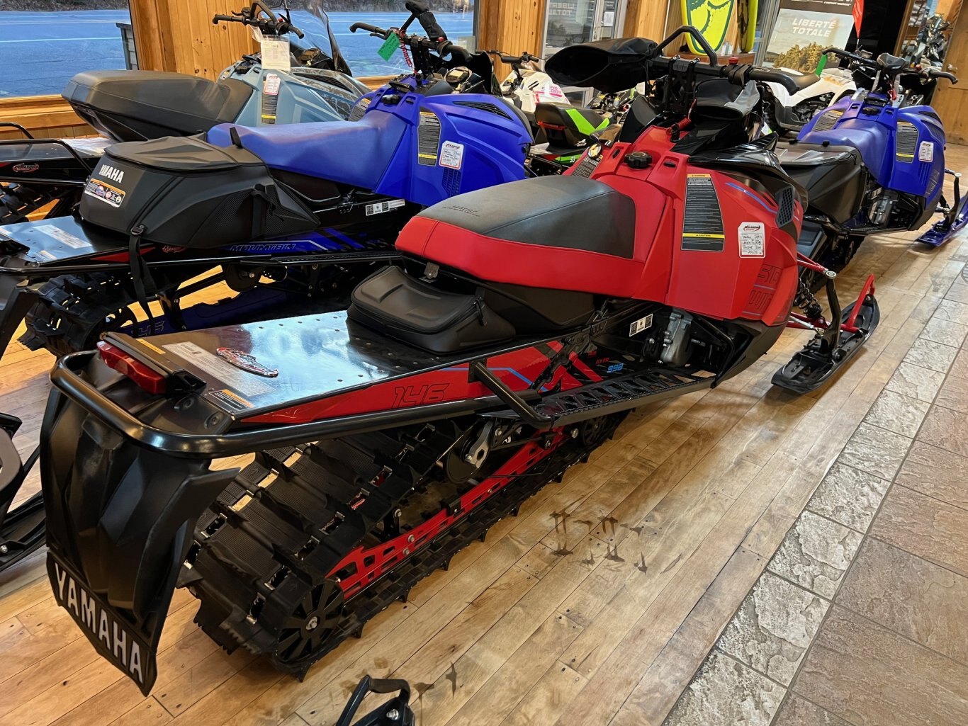 Motoneige 2023 Yamaha SIDEWINDER X TX SE Rouge DÉMO Modèle Sentier Liquidation Finale Dernier en Inventaire!